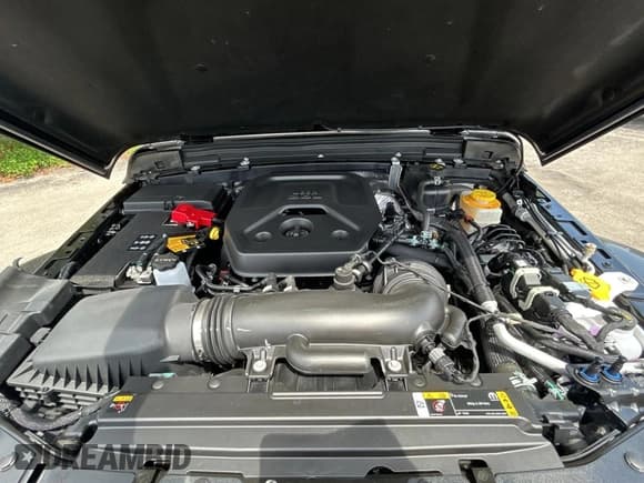 ✅ 2024 Jeep Wrangler Sahara • VIN: 1C4PJXEN1RW298190 • Lot: 67321245. Listed on Copart with 6 mi. Free auction sales archive from the USA and detailed vehicle history report at DreamBid. Image 7.