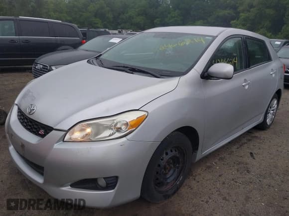 ✅ 2010 Toyota Matrix S • VIN: 2T1KE4EE4AC034729 • Lot: 42466214. Listed on IAAI with 179,861 mi. Free auction sales archive from the USA and detailed vehicle history report at DreamBid. Image 2.