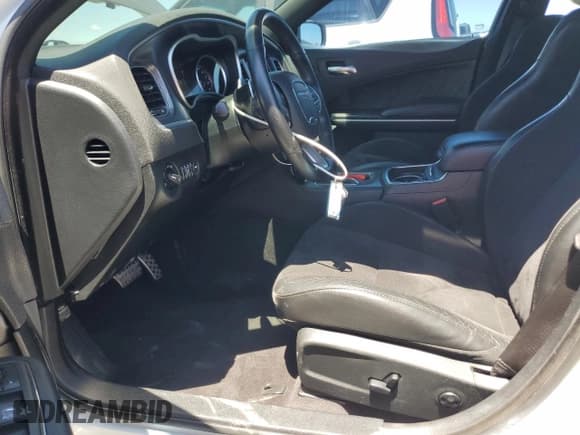 ✅ 2018 Dodge Charger R/T Scat Pack • VIN: 2C3CDXGJ6JH323155 • Lot: 57395365. Wystawiony na Copart z przebiegiem 66 752 mil. Bezpłatny archiwum sprzedaży aukcyjnych z USA i szczegółowy raport historii pojazdu na DreamBid. Zdjęcie 7.