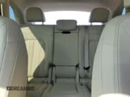 ✅ 2023 Audi Q5 Premium • VIN: WA1ABAFY2P2051333 • Lot: 82785505. Wystawiony na Copart z przebiegiem 27 789 mil. Bezpłatny archiwum sprzedaży aukcyjnych z USA i szczegółowy raport historii pojazdu na DreamBid. Zdjęcie 10.