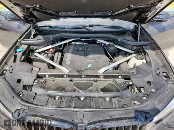 ✅ 2023 BMW X5 xDrive40i • VIN: 5UXCR6C06P9R68464 • Lot: 82188985. Listed on Copart with 21,525 mi. Free auction sales archive from the USA and detailed vehicle history report at DreamBid. Image 12.