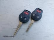 ✅ 2015 Nissan NV200 SV • VIN: 3N6CM0KNXFK730197 • Lot: 42914181. Wystawiony na IAAI z przebiegiem 95 342 mil. Bezpłatny archiwum sprzedaży aukcyjnych z USA i szczegółowy raport historii pojazdu na DreamBid. Zdjęcie 11.