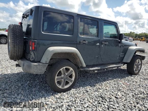 ✅ 2017 Jeep Wrangler Unlimited Sport • VIN: 1C4BJWDG4HL678163 • Lot: 65164895. Wystawiony na Copart z przebiegiem 112 080 mil. Bezpłatny archiwum sprzedaży aukcyjnych z USA i szczegółowy raport historii pojazdu na DreamBid. Zdjęcie 3.