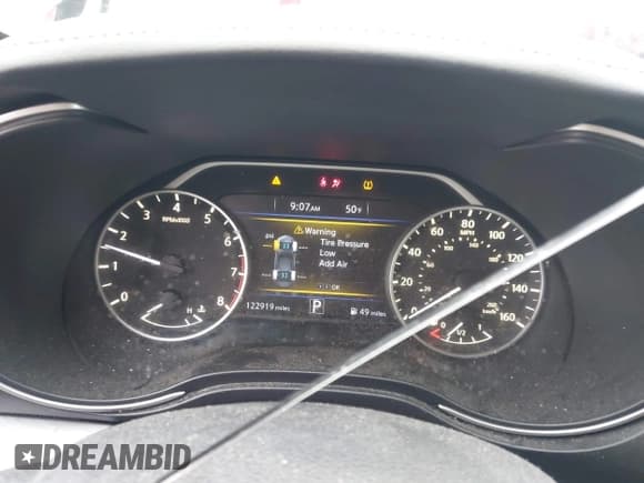 ✅ 2018 Nissan Maxima SL • VIN: 1N4AA6AP1JC396056 • Lot: 43557110. Wystawiony na IAAI z przebiegiem 122 919 mil. Bezpłatny archiwum sprzedaży aukcyjnych z USA i szczegółowy raport historii pojazdu na DreamBid. Zdjęcie 7.