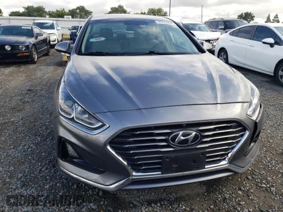 ✅ 2018 Hyundai Sonata SE • VIN: 5NPE24AF0JH694123 • Лот: 50900683. Опубликован ранее на Copart с пробегом 78 320 миль. Бесплатный доступ к архиву аукционных продаж из США и подробный отчёт об истории автомобиля на DreamBid. Изображение 5.