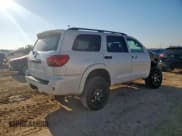 ✅ 2012 Toyota Sequoia Platinum • VIN: 5TDDW5G1XCS063877 • Lot: 68855455. Listed on Copart with 157,648 mi. Free auction sales archive from the USA and detailed vehicle history report at DreamBid. Image 3.