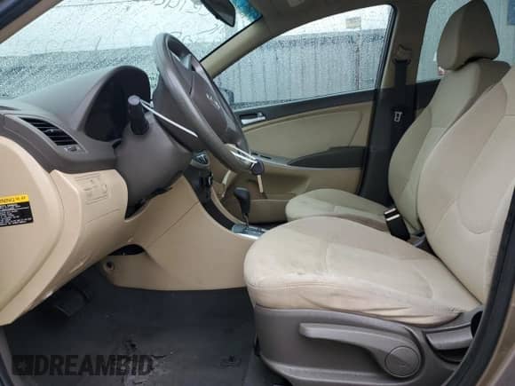 2013 Hyundai Accent GLS с VIN KMHCT4AE2DU520233, выставлен на аукционе Copart как лот 86275925 с пробегом 113 518 миль миль и Списание • Salvage title. История ставок и продаж доступна на DreamBid. Изображение 7.