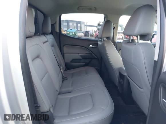 2018 Chevrolet Colorado 2WD LT z VIN 1GCGSCEN2J1229807, wystawiony jako IAAI lot #43391851 z przebiegiem 88 766 mil mil oraz . Historia ofert i sprzedaży dostępna na DreamBid. Obrazek 8.