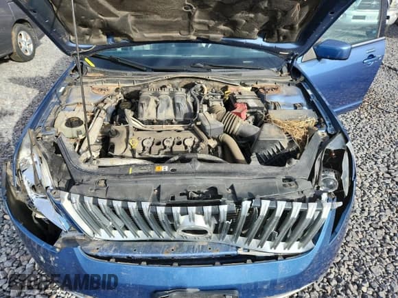 ✅ 2010 Mercury Milan Premier • VIN: 3MEHM0JG5AR633063 • Lot: 91926025. Listed on Copart with 287,834 mi. Free auction sales archive from the USA and detailed vehicle history report at DreamBid. Image 11.