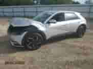 2023 Hyundai Ioniq 5 SEL z VIN KM8KN4AE1PU126717, wystawiony jako Copart lot #68697274 z przebiegiem 62 641 mil mil oraz Nie do naprawy • Non repairable. Historia ofert i sprzedaży dostępna na DreamBid. Obrazek 1.