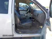 ✅ 2011 Chevrolet Silverado 2500HD Work Truck • VIN: 1GC1KVCG0BF188538 • Lot: 43554827. Wystawiony na IAAI z przebiegiem 205 000 mil. Bezpłatny archiwum sprzedaży aukcyjnych z USA i szczegółowy raport historii pojazdu na DreamBid. Zdjęcie 5.