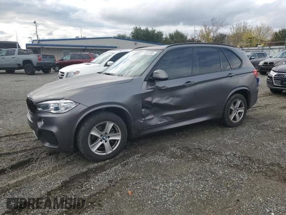 ✅ 2017 BMW X5 xDrive35i • VIN: 5UXKR0C33H0V82545 • Lot: 93151355. Listed on Copart with 95,599 mi. Free auction sales archive from the USA and detailed vehicle history report at DreamBid. Image 1.