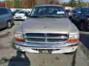 2002 Dodge Dakota SLT с VIN 1B7GG42N62S675417, выставлен на аукционе Copart как лот 77532914 с пробегом 133 142 миль миль и Чистый • Clean title. История ставок и продаж доступна на DreamBid. Изображение 5.