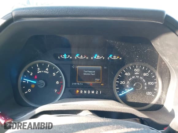 ✅ 2015 Ford F-150 XLT • VIN: 1FTEW1EG1FFC05557 • Lot: 43584157. Listed on IAAI with 218,179 mi. Free auction sales archive from the USA and detailed vehicle history report at DreamBid. Image 7.