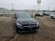 ✅ 2017 Mercedes-Benz C 300 • VIN: WDDWJ4KBXHF445664 • Lot: 93423565. Wystawiony na Copart z przebiegiem 50 632 mil. Bezpłatny archiwum sprzedaży aukcyjnych z USA i szczegółowy raport historii pojazdu na DreamBid. Zdjęcie 13.