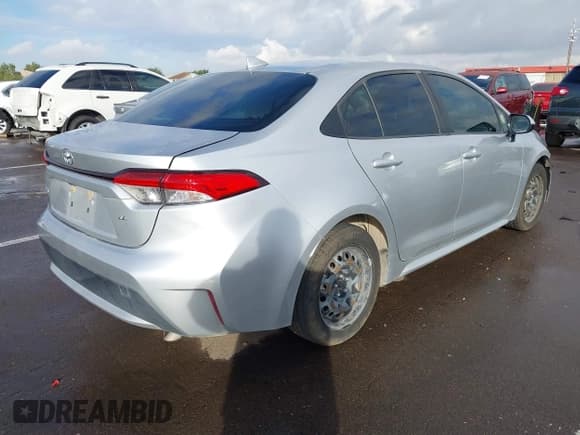✅ 2020 Toyota Corolla LE • VIN: JTDEPRAE6LJ031008 • Лот: 43727470. Опубликован ранее на IAAI с пробегом 121 245 миль. Бесплатный доступ к архиву аукционных продаж из США и подробный отчёт об истории автомобиля на DreamBid. Изображение 4.