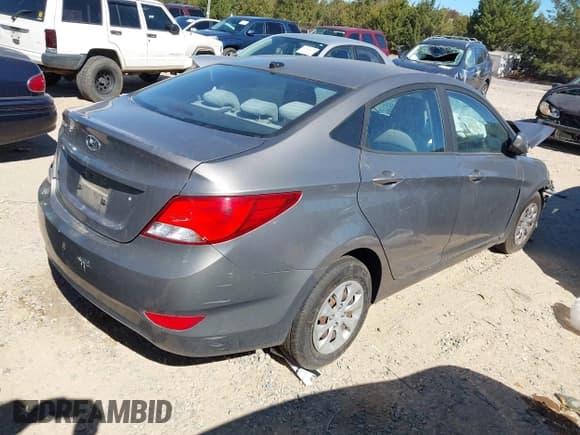 ✅ 2017 Hyundai Accent SE • VIN: KMHCT4AE7HU368276 • Lot: 43483867. Wystawiony na IAAI z przebiegiem 170 939 mil. Bezpłatny archiwum sprzedaży aukcyjnych z USA i szczegółowy raport historii pojazdu na DreamBid. Zdjęcie 4.
