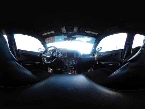 ✅ 2019 Dodge Charger R/T • VIN: 2C3CDXCTXKH737113 • Lot: 43438449. Listed on IAAI with 111,270 mi. Free auction sales archive from the USA and detailed vehicle history report at DreamBid. Image 18.