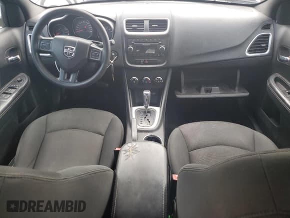 ✅ 2012 Dodge Avenger SE • VIN: 1C3CDZAB4CN132504 • Лот: 70976345. Опубликован ранее на Copart с пробегом 149 514 миль. Бесплатный доступ к архиву аукционных продаж из США и подробный отчёт об истории автомобиля на DreamBid. Изображение 8.