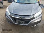 ✅ 2016 Honda HR-V LX • VIN: 3CZRU6H34GM722795 • Лот: 43516672. Опубликован ранее на IAAI с пробегом 88 250 миль. Бесплатный доступ к архиву аукционных продаж из США и подробный отчёт об истории автомобиля на DreamBid. Изображение 17.
