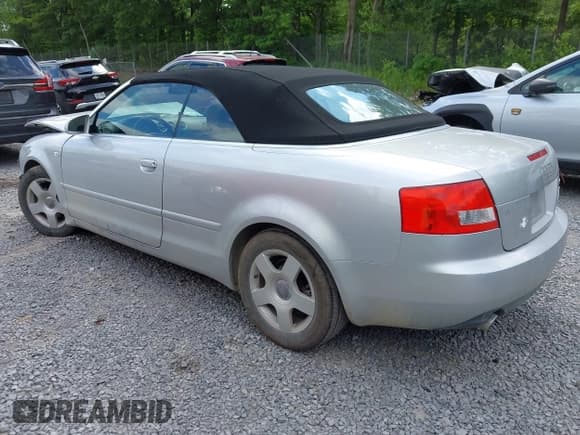 ✅ 2003 Audi A4 1.8T • VIN: WAUAC48H43K019153 • Lot: 42628146. Wystawiony na IAAI z przebiegiem 108 107 mil. Bezpłatny archiwum sprzedaży aukcyjnych z USA i szczegółowy raport historii pojazdu na DreamBid. Zdjęcie 3.
