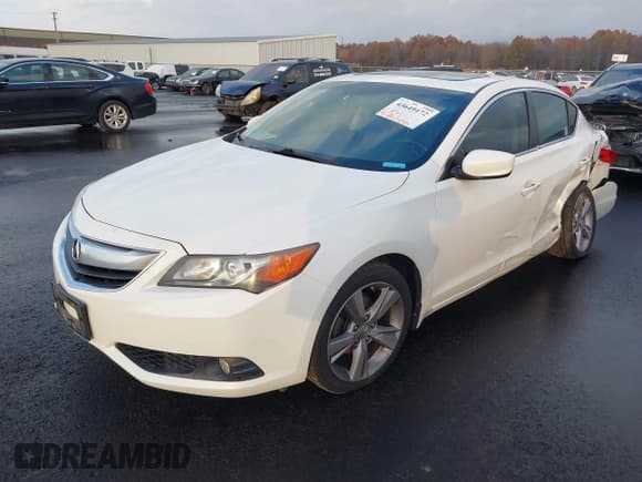 ✅ 2013 Acura ILX Premium • VIN: 19VDE1F52DE017397 • Lot: 43649172. Listed on IAAI with 141,283 mi. Free auction sales archive from the USA and detailed vehicle history report at DreamBid. Image 17.