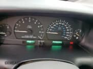 ✅ 2000 Chrysler Voyager SE • VIN: 1C4GJ44G3YB631478 • Lot: 58725095. Wystawiony na Copart z przebiegiem 196 671 mil. Bezpłatny archiwum sprzedaży aukcyjnych z USA i szczegółowy raport historii pojazdu na DreamBid. Zdjęcie 9.