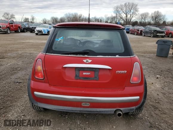 ✅ 2003 MINI Hardtop • VIN: WMWRC33403TE15093 • Lot: 44246425. Listed on Copart with 144,086 mi. Free auction sales archive from the USA and detailed vehicle history report at DreamBid. Image 6.
