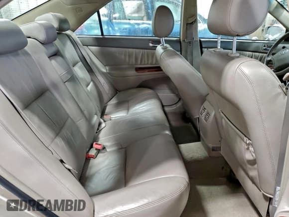 ✅ 2005 Toyota Camry LE • VIN: JTDBF30K950164025 • Lot: 95076375. Listed on Copart with 230,194 mi. Free auction sales archive from the USA and detailed vehicle history report at DreamBid. Image 10.