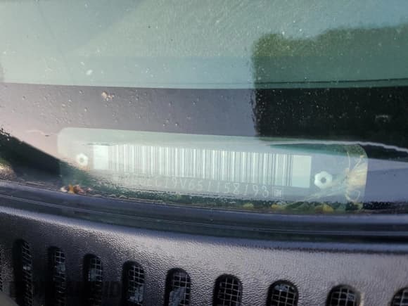 ✅ 2005 Chevrolet Silverado 1500 LS • VIN: 2GCEC19V651158193 • Лот: 76785584. Опубликован ранее на Copart с пробегом 202 227 миль. Бесплатный доступ к архиву аукционных продаж из США и подробный отчёт об истории автомобиля на DreamBid. Изображение 12.