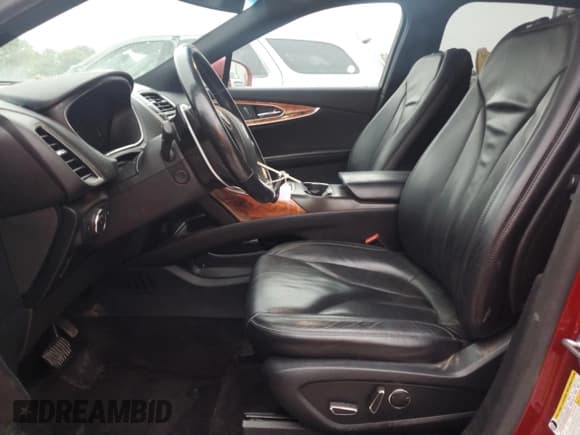 ✅ 2016 Lincoln MKX Select • VIN: 2LMTJ6KR9GBL58070 • Лот: 71679235. Опубликован ранее на Copart с пробегом 51 479 миль. Бесплатный доступ к архиву аукционных продаж из США и подробный отчёт об истории автомобиля на DreamBid. Изображение 7.