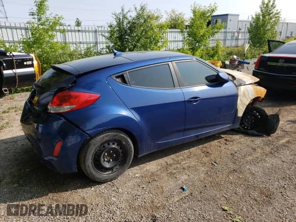 ✅ 2016 Hyundai Veloster • VIN: KMHTC6AD3GU294050 • Lot: 56909725. Wystawiony na Copart z przebiegiem Nie podano. Bezpłatny archiwum sprzedaży aukcyjnych z USA i szczegółowy raport historii pojazdu na DreamBid. Zdjęcie 3.
