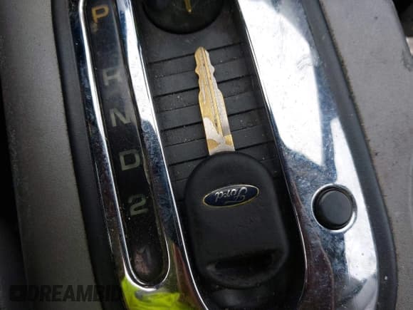 ✅ 2004 Ford F-150 XLT • VIN: 1FTPX14524KB02478 • Lot: 42211211. Listed on IAAI with 190,678 mi. Free auction sales archive from the USA and detailed vehicle history report at DreamBid. Image 11.