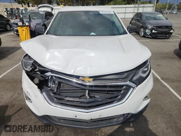 ✅ 2018 Chevrolet Equinox LS • VIN: 2GNAXHEVXJ6281369 • Lot: 82397065. Listed on Copart with 89,914 mi. Free auction sales archive from the USA and detailed vehicle history report at DreamBid. Image 5.