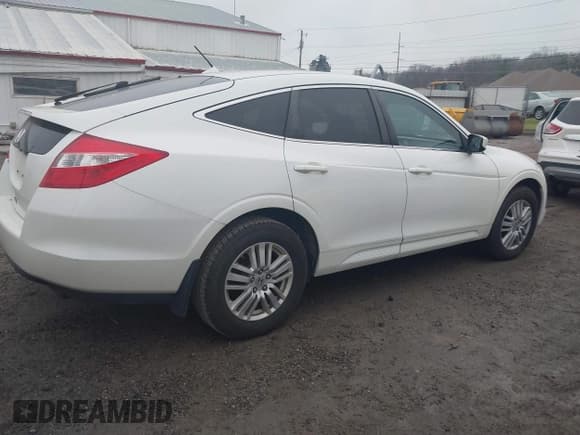 ✅ 2012 Honda Crosstour EX-L • VIN: 5J6TF3H55CL004362 • Lot: 43742162. Listed on IAAI with 240,046 mi. Free auction sales archive from the USA and detailed vehicle history report at DreamBid. Image 4.