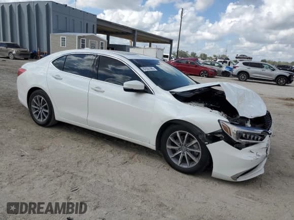 ✅ 2018 Acura TLX Technology • VIN: 19UUB1F57JA001101 • Lot: 87031485. Listed on Copart with 139,829 mi. Free auction sales archive from the USA and detailed vehicle history report at DreamBid. Image 4.
