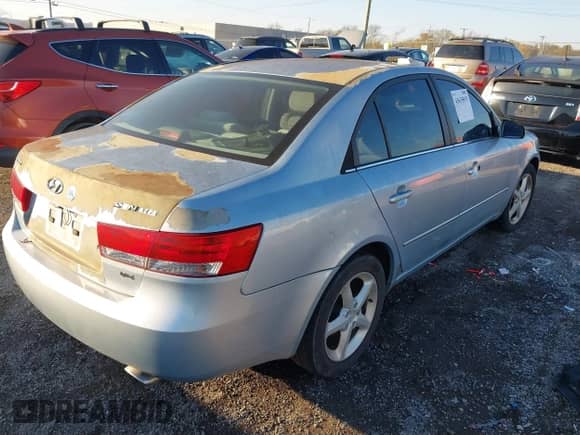 ✅ 2007 Hyundai Sonata SE • VIN: 5NPEU46F87H176319 • Lot: 43635019. Listed on IAAI with 202,162 mi. Free auction sales archive from the USA and detailed vehicle history report at DreamBid. Image 4.