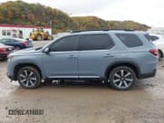 ✅ 2024 Honda Pilot Touring • VIN: 5FNYG1H72RB043484 • Lot: 43589853. Listed on IAAI with 40,336 mi. Free auction sales archive from the USA and detailed vehicle history report at DreamBid. Image 15.