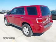 ✅ 2012 Ford Escape XLS • VIN: 1FMCU0C75CKB03350 • Lot: 43686502. Wystawiony na IAAI z przebiegiem 241 706 mil. Bezpłatny archiwum sprzedaży aukcyjnych z USA i szczegółowy raport historii pojazdu na DreamBid. Zdjęcie 3.