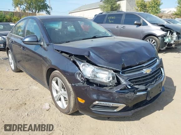 ✅ 2015 Chevrolet Cruze LT • VIN: 1G1PE5SB6F7248693 • Lot: 43343845. Wystawiony na IAAI z przebiegiem 161 384 mil. Bezpłatny archiwum sprzedaży aukcyjnych z USA i szczegółowy raport historii pojazdu na DreamBid. Zdjęcie 6.