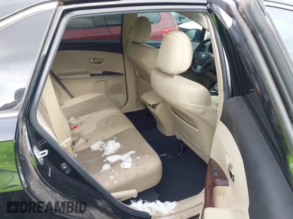 ✅ 2014 Toyota Venza LE • VIN: 4T3ZA3BB5EU083819 • Lot: 43663997. Listed on IAAI with 130,838 mi. Free auction sales archive from the USA and detailed vehicle history report at DreamBid. Image 8.