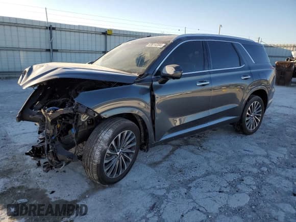 ✅ 2025 Hyundai Palisade Calligraphy • VIN: KM8R7DGE5SU823252 • Лот: 83614204. Опубликован ранее на Copart с пробегом 4 729 миль. Бесплатный доступ к архиву аукционных продаж из США и подробный отчёт об истории автомобиля на DreamBid. Изображение 1.