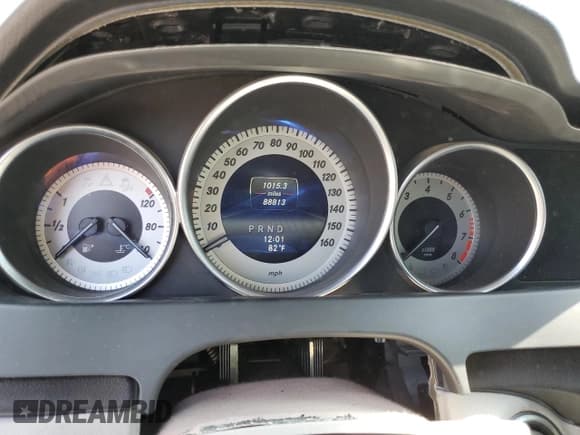 ✅ 2014 Mercedes-Benz C 250 Sport • VIN: WDDGF4HB1EG239197 • Лот: 60132695. Опубликован ранее на Copart с пробегом 88 813 миль. Бесплатный доступ к архиву аукционных продаж из США и подробный отчёт об истории автомобиля на DreamBid. Изображение 9.