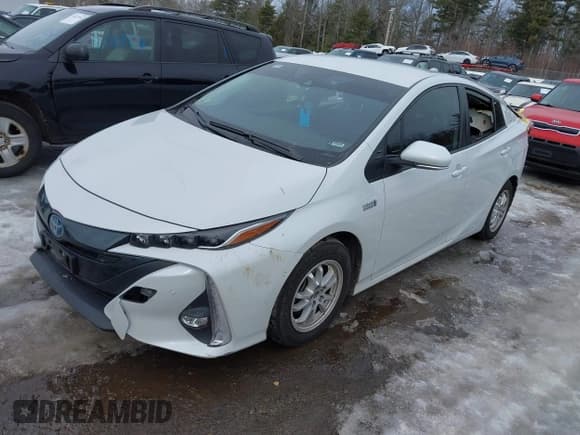 ✅ 2021 Toyota Prius LE • VIN: JTDKAMFP5M3181120 • Лот: 41623588. Опубликован ранее на IAAI с пробегом 83 809 миль. Бесплатный доступ к архиву аукционных продаж из США и подробный отчёт об истории автомобиля на DreamBid. Изображение 17.