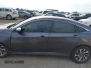 ✅ 2017 Honda Civic EX • VIN: 19XFC2F85HE223986 • Lot: 42631706. Wystawiony na IAAI z przebiegiem 90 001 mil. Bezpłatny archiwum sprzedaży aukcyjnych z USA i szczegółowy raport historii pojazdu na DreamBid. Zdjęcie 14.