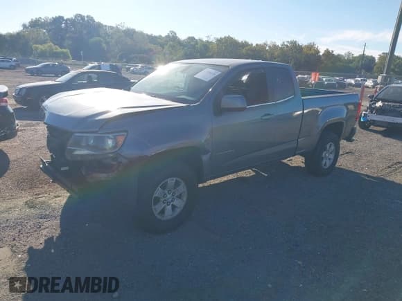 ✅ 2020 Chevrolet Colorado 2WD Work Truck • VIN: 1GCHSBEAXL1105900 • Lot: 43338028. Listed on IAAI with 70,081 mi. Free auction sales archive from the USA and detailed vehicle history report at DreamBid. Image 17.