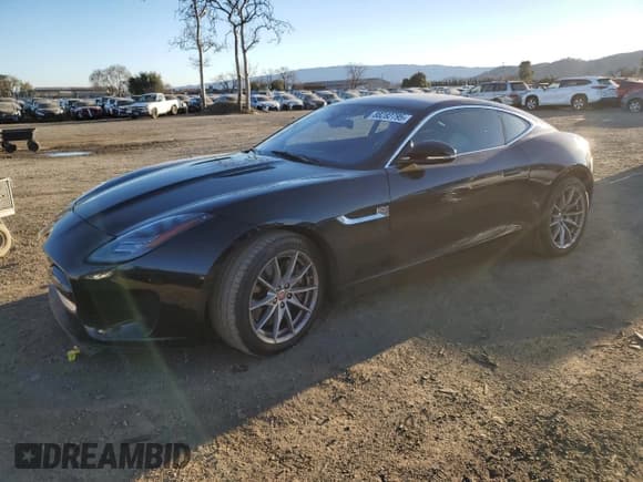 ✅ 2019 Jaguar F-Type P300 • VIN: SAJDD1GX7KCK58842 • Lot: 88282795. Wystawiony na Copart z przebiegiem 60 938 mil. Bezpłatny archiwum sprzedaży aukcyjnych z USA i szczegółowy raport historii pojazdu na DreamBid. Zdjęcie 1.