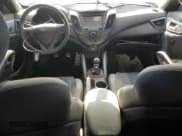 ✅ 2016 Hyundai Veloster Turbo • VIN: KMHTC6AE6GU261214 • Lot: 79871924. Wystawiony na Copart z przebiegiem 136 394 mil. Bezpłatny archiwum sprzedaży aukcyjnych z USA i szczegółowy raport historii pojazdu na DreamBid. Zdjęcie 8.