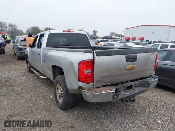✅ 2013 Chevrolet Silverado 2500HD Work Truck • VIN: 1GC1CVCG6DF123399 • Лот: 43848566. Опубликован ранее на IAAI с пробегом 397 490 миль. Бесплатный доступ к архиву аукционных продаж из США и подробный отчёт об истории автомобиля на DreamBid. Изображение 3.