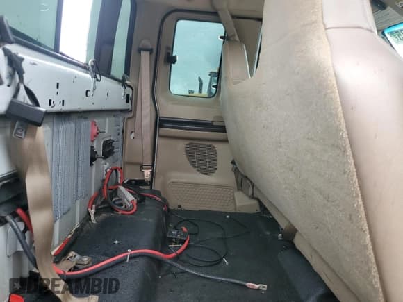 ✅ 2007 Ford F-250 XL • VIN: 1FTSX21597EA53576 • Lot: 58421135. Listed on Copart with 249,557 mi. Free auction sales archive from the USA and detailed vehicle history report at DreamBid. Image 10.